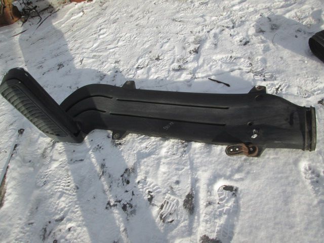 Воздухозаборник Шахта Меседес Актрос 9418301944 MP1